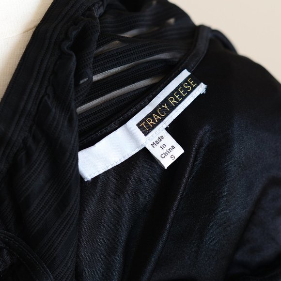 Tracy Reese Off-The-Shoulders Black Crop Top Size Small - Picture 12 of 13